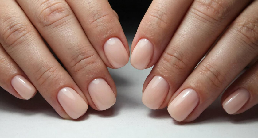 Секрет реально идеальных ногтей без лишних усилий — что такое комбинированный маникюр