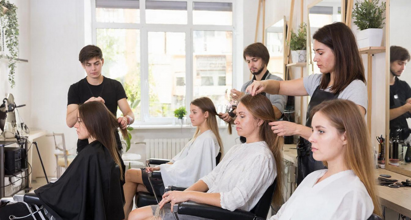 Лунный календарь стрижек на целый март 2026 года: благоприятные и неудачные дни