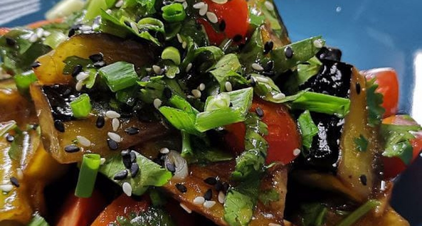 3 шикарных салата на 8 Марта и для вашей тонкой талии — вкуснота: тут и рыбка, и рис, и овощи