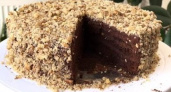 Шоколадный торт с орехами - очень вкусный и сочный