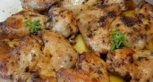 Сочные куриные крылышки с картошкой, запеченные в духовке