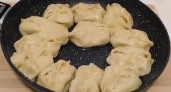 Сибирские манты на сковороде с двумя начинками