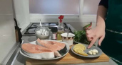 Очень вкусный лосось, запеченный в фольге в духовке