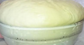 Как научиться готовить вкусное тесто для пирожков дрожжевое на воде