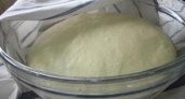 Как научиться готовить вкусное дрожжевое тесто на кефире для пирожков