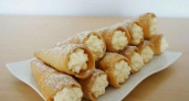 Самый вкусный рецепт трубочек из слоеного теста с заварным кремом