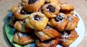 Как научиться готовить вкусные булочки из слоеного теста с вареньем