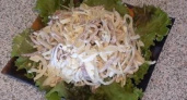 Нежный и воздушный салат с кальмарами - очень легкий рецепт 🦑