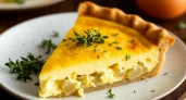 Вкуснейшее лакомство на завтрак и перекус: заливной пирог с луком и яйцом – разлетается в считанные минуты