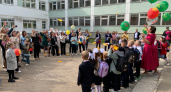 Единой форме - быть: школьников оденут в цвета российского флага в новом учебном году