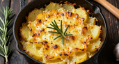 Картошку не варю и не жарю: тонко нарезаю картофель, запекаю со сливками, чесноком и сыром - вкусно и просто