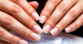 Японский маникюр зубной пастой: секрет блестящих ногтей всего за 5 минут