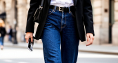 Единственный цвет джинсов, который делает образ дорогим в 2026 году