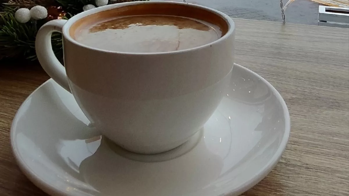 Россиян предупредили о штрафе за распитие кофе в общественном транспорте